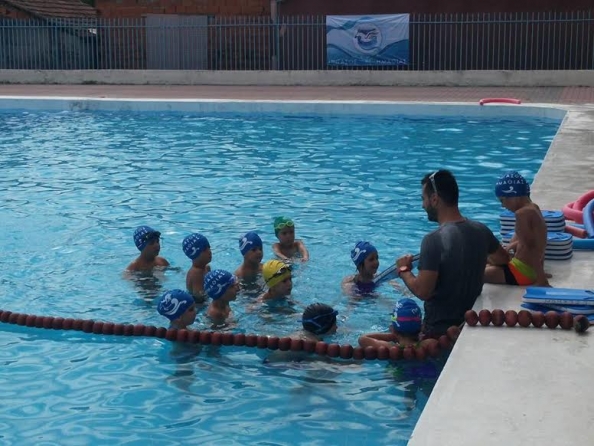Ολοκληρώθηκαν τα μαθήματα εκμάθησης κολύμβησης στο δημοτικό κολυμβητήριο Ζερβοχωρίου