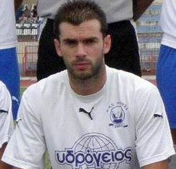 Ο… βιονικός Νίκος Περηφανόπουλος που παίζει εδώ και έξι χρόνια χωρίς να χάσει ούτε αγώνα!
